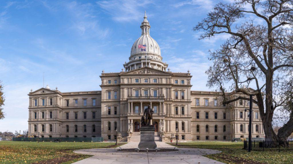 Image of the capitol building in Lansing, State of the State